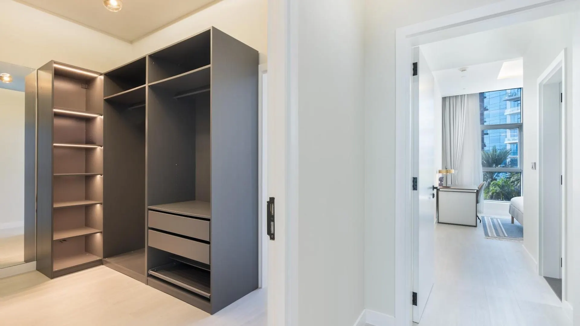 Palm Home Next To Nakheel Mall With Private Beach Dubai Apartment