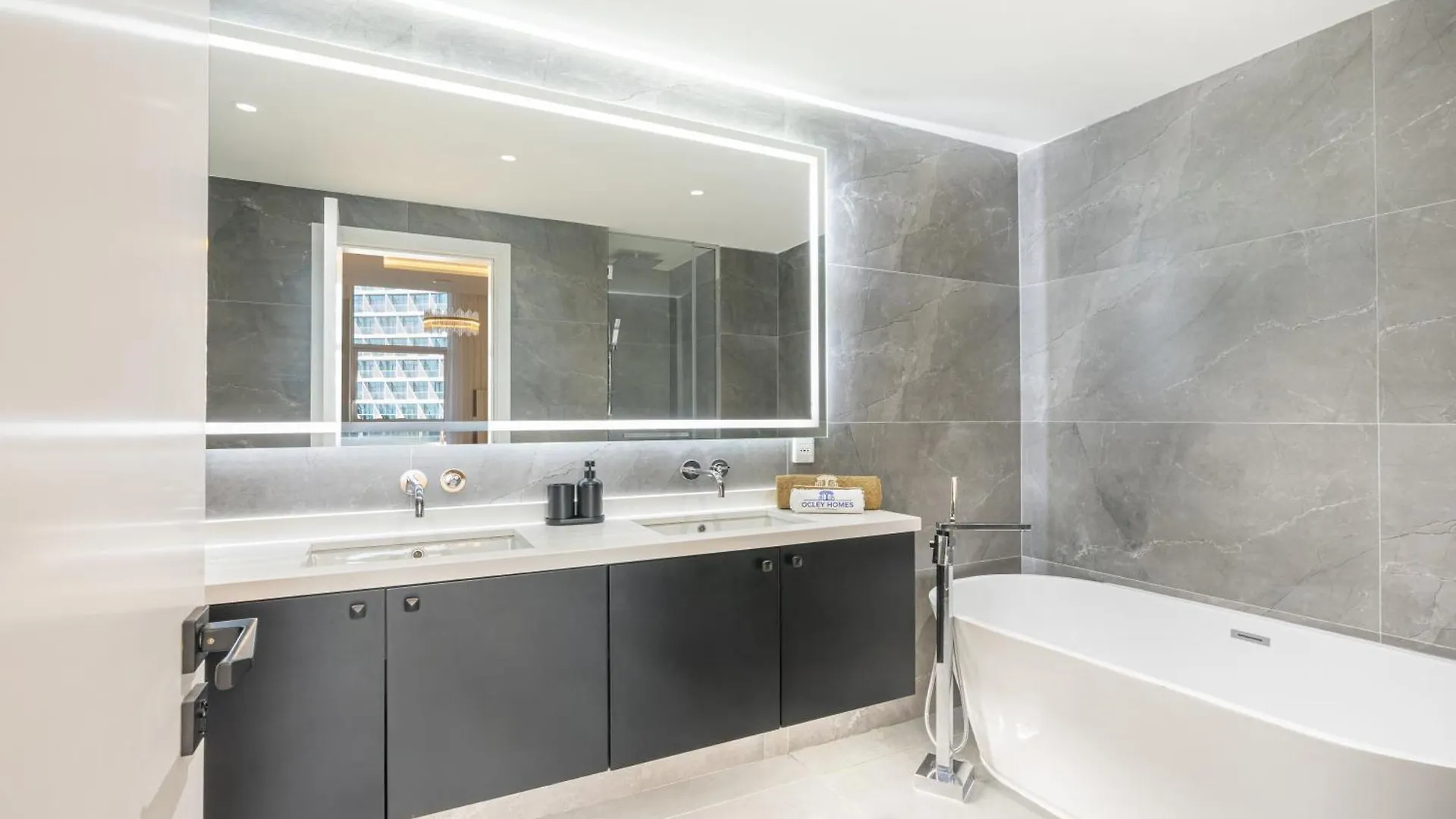 Apartment Palm Home Next To Nakheel Mall With Private Beach Dubai